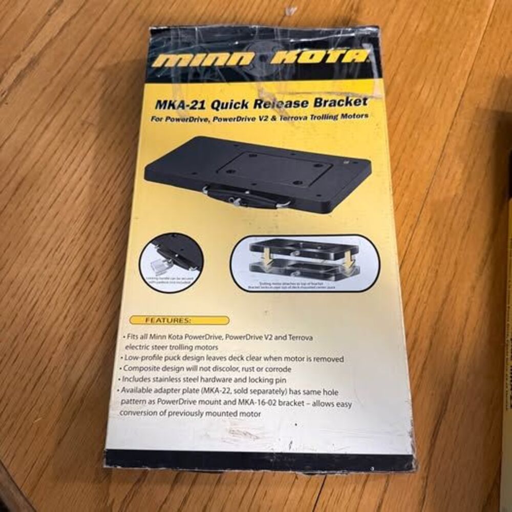 Minn Kota MKA-21 Quick Release Bracket NOS Lot